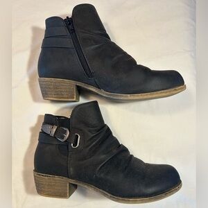 Jessica Cline Women’s 7W Cincy Black Ankle Boots Block Heel Zip Strap/Buckle